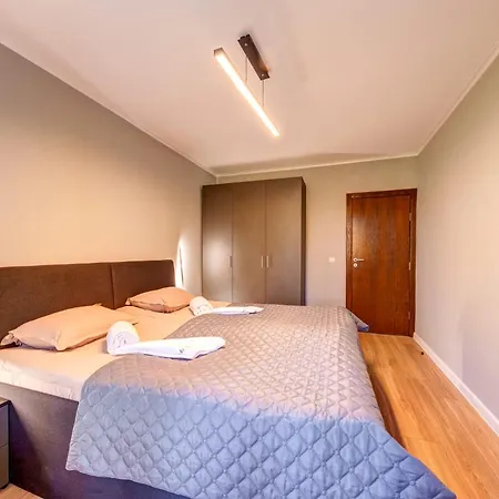 Alpine Escape At Dream View Apartment *