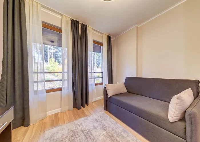 Alpine Escape At Dream View Apartment